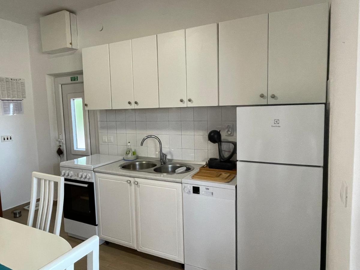 Apartman Emilija Vinišće 外观 照片